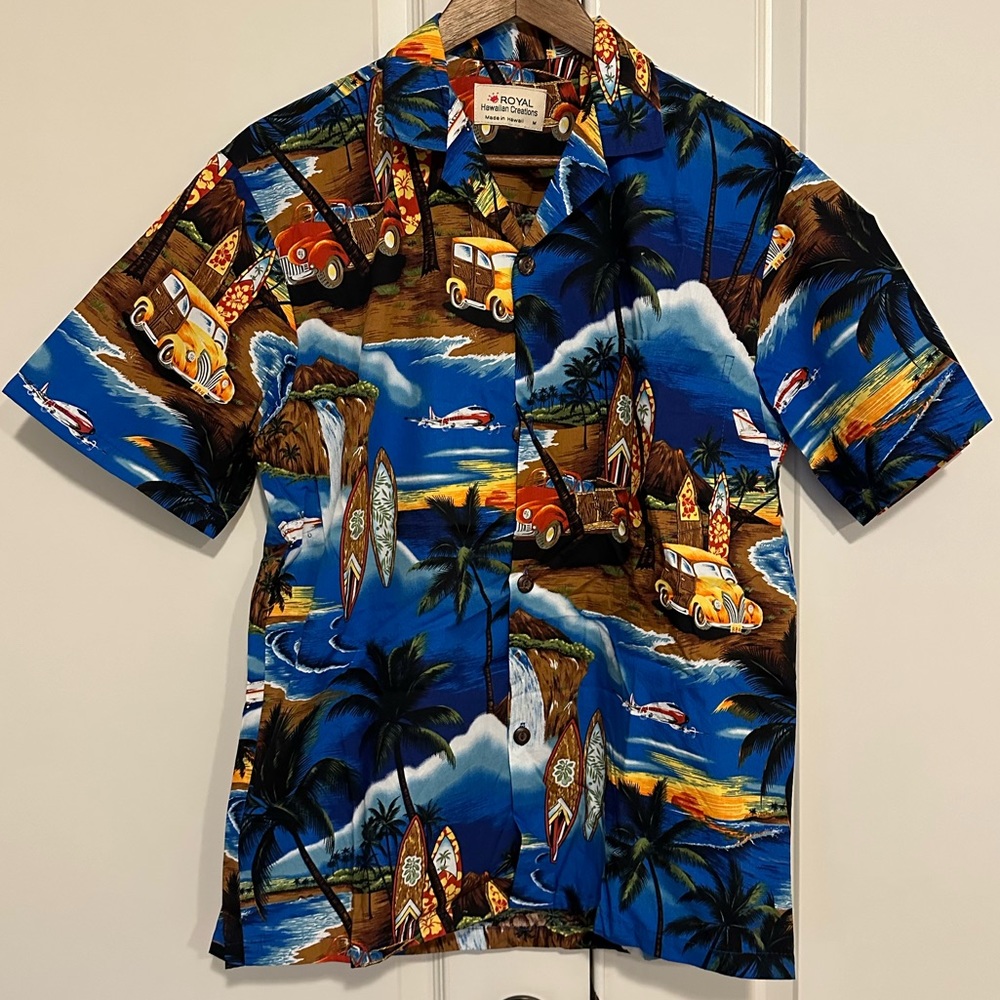 Royal Hawaiian Creation Button Down Shirt with Collar